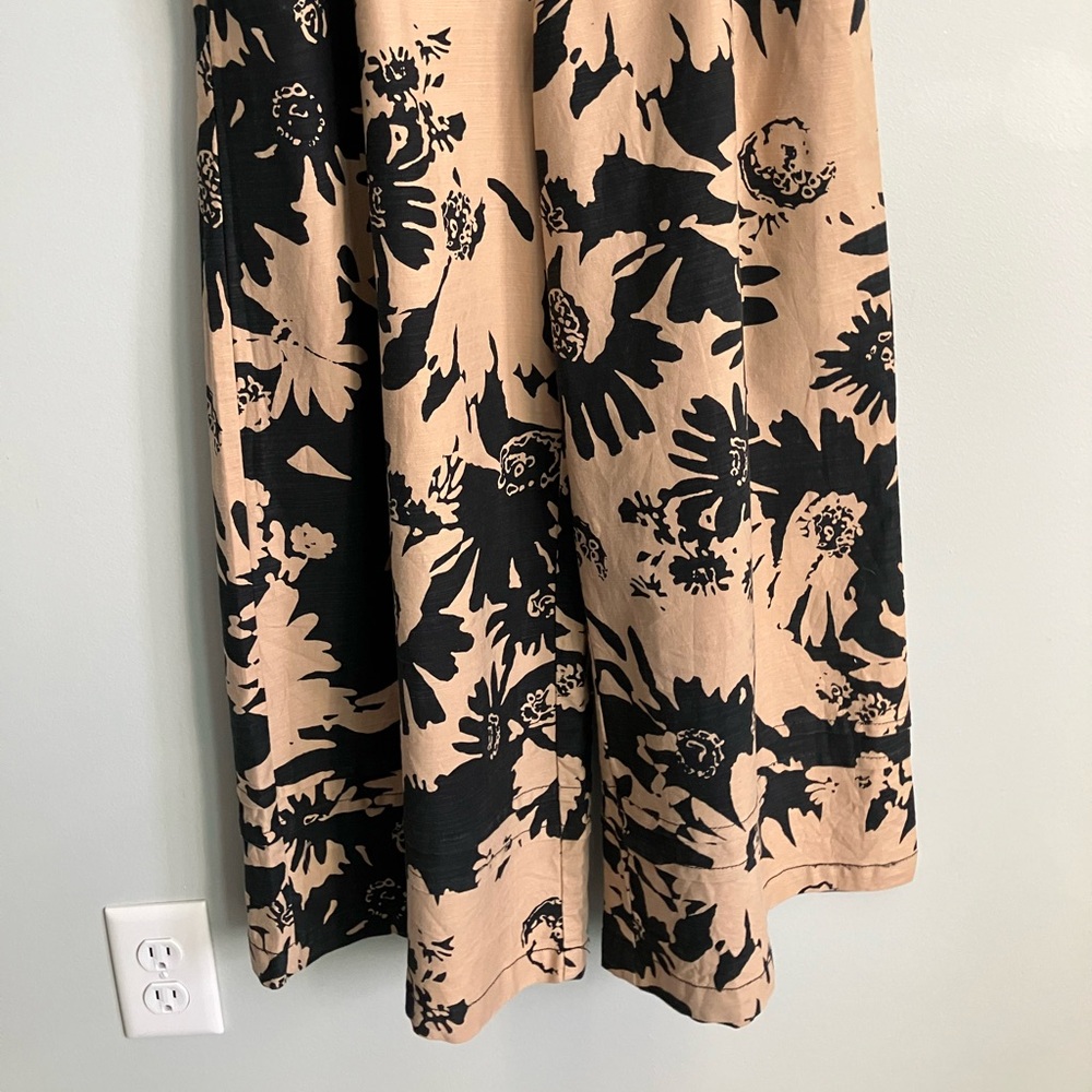 ANTHROPOLOGIE Somerset Black/Tan Floral Wide Leg Jumpsuit Size XS (Like a S/M) - Picture 6 of 16